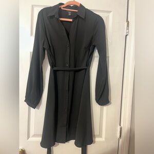 Modest black basic classy dress !